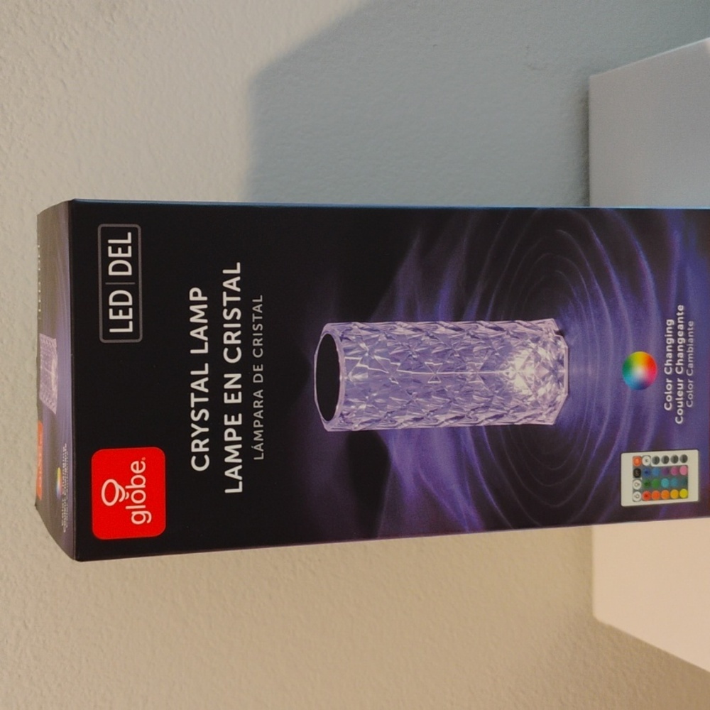 Globe Color-Changing Crystal LED Lamp